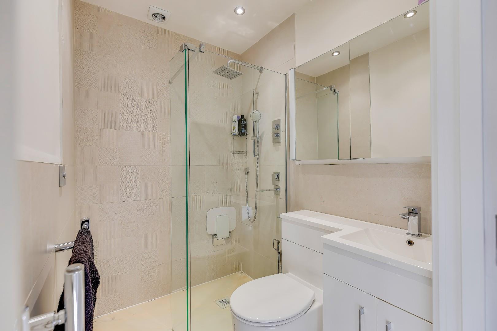 Apartment 1, Pen Y Garth Mansions, 2 Stanwell Road, Penarth, CF64 3EA